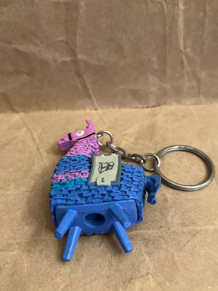 Porte-clés original Fortnite Loot Lama 6 cm - photo numéro 5