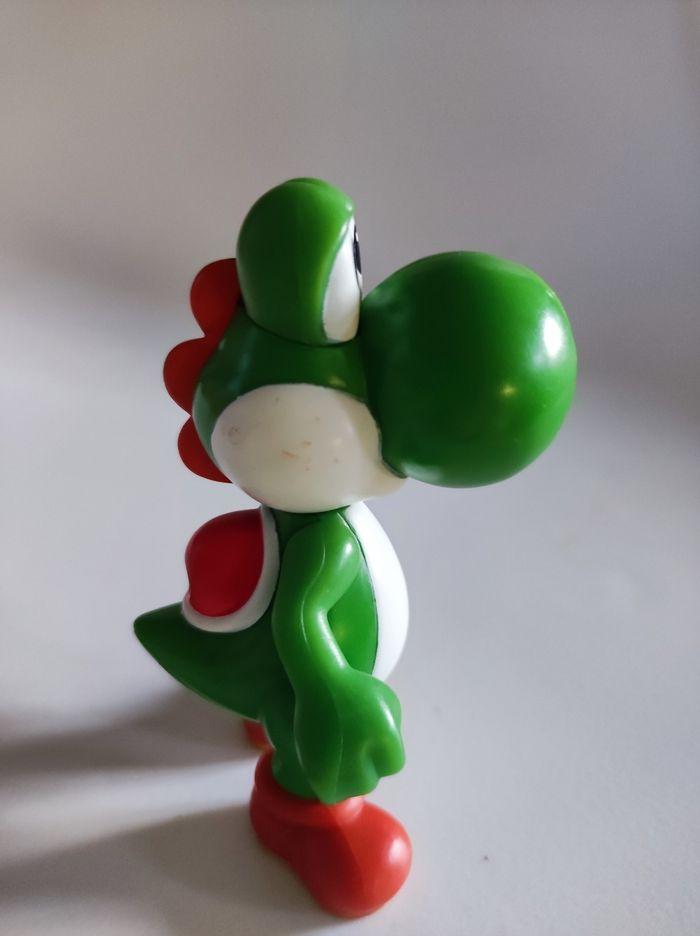 Figurine yoshi 9 cm Nintendo - photo numéro 8