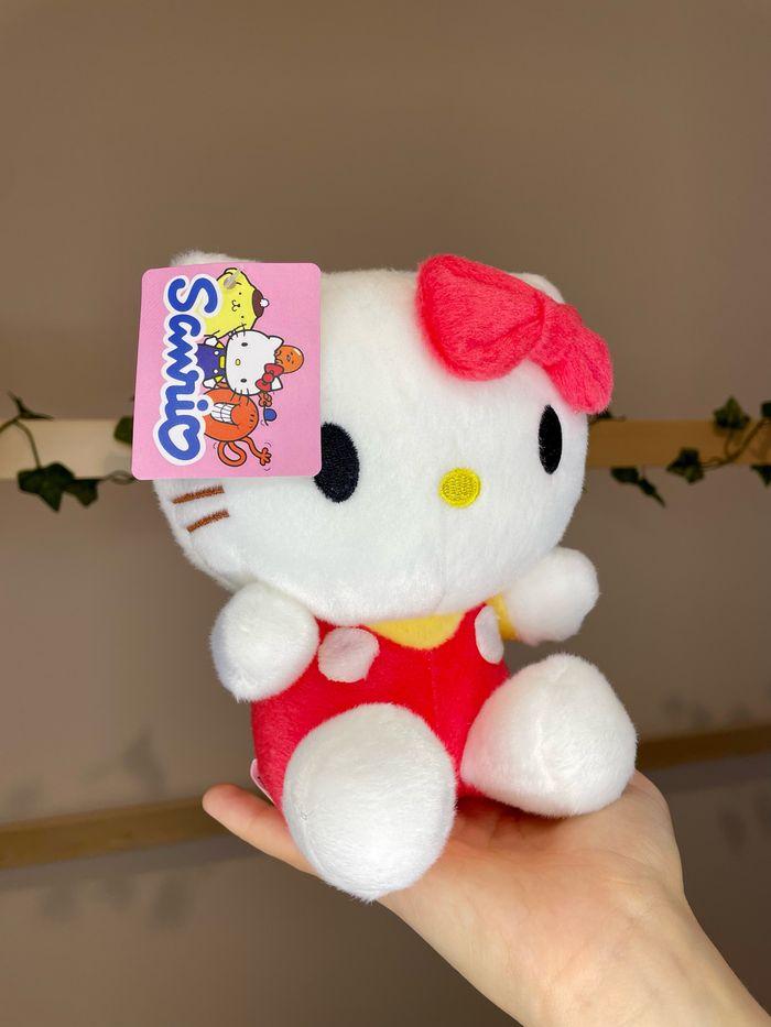 Peluche Hello Kitty Sanrio - photo numéro 6