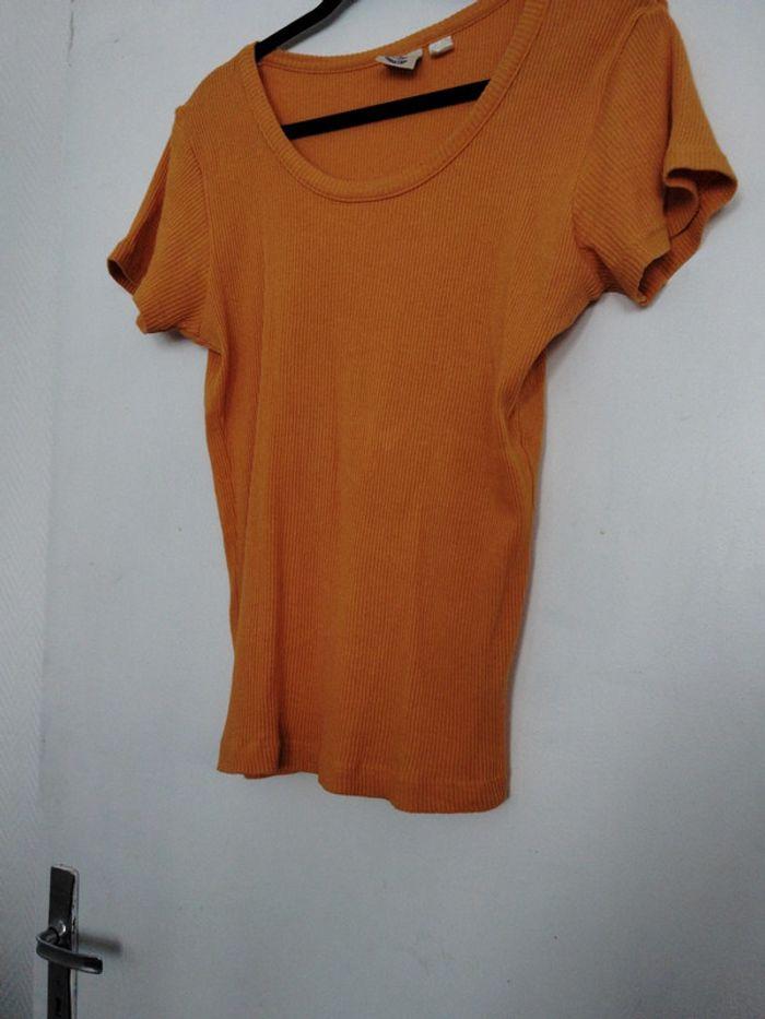 T-shirt femme taille 3 - photo numéro 3