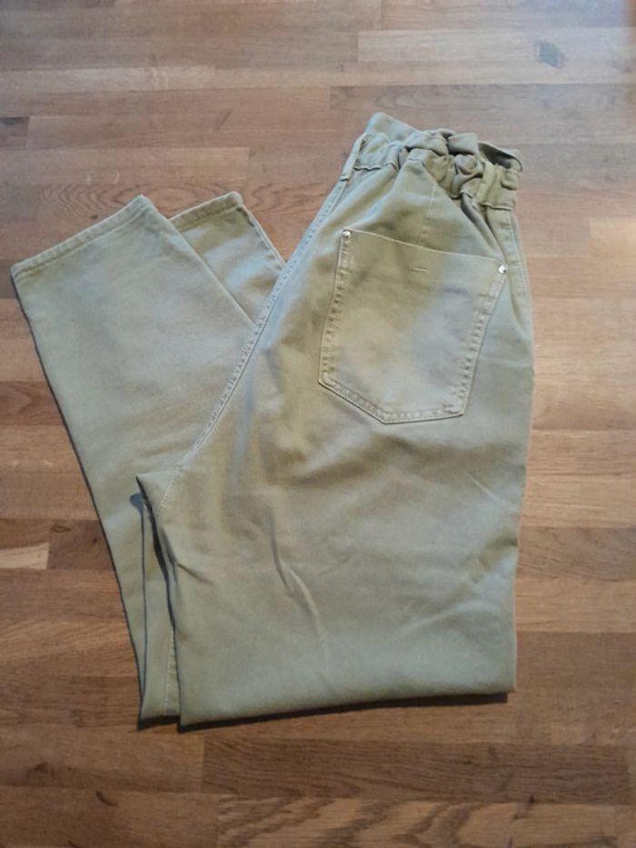 Pantalon large zara couleur olive - photo numéro 4