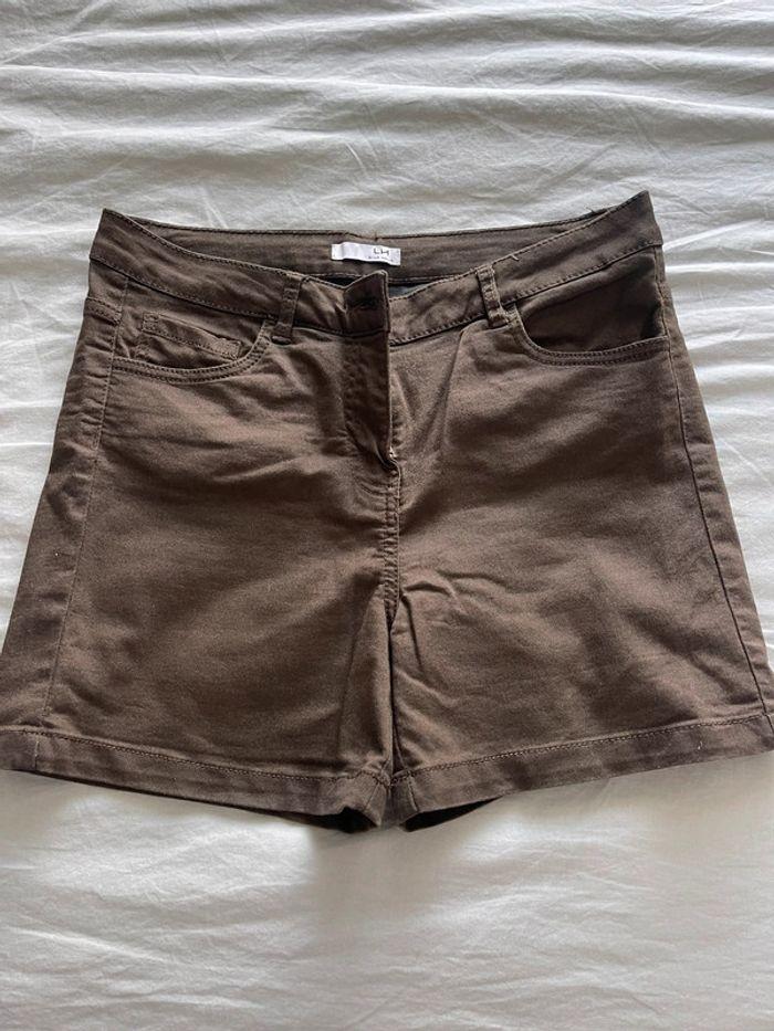 short marron femme - photo numéro 1