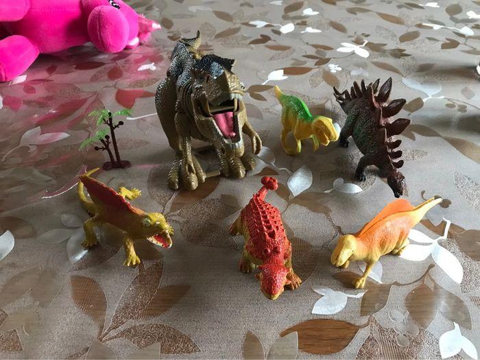 Lot de 6 dinosaures - photo numéro 1