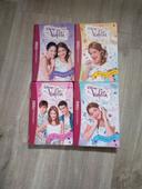 4 livres Violetta 4€