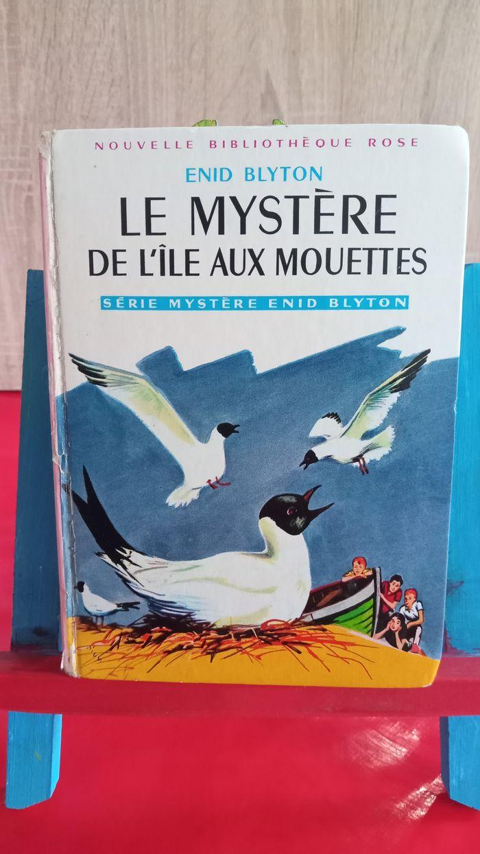 Le mystère de l'île aux mouettes, n° 69, 1969, bibliothèque rose - photo numéro 1