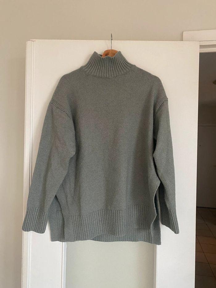 Pull col roulé H&M gris - photo numéro 1