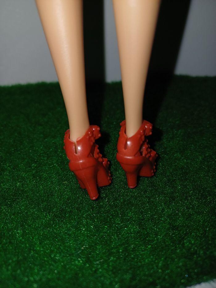 Chaussures  pour Barbie ou similaire - photo numéro 3