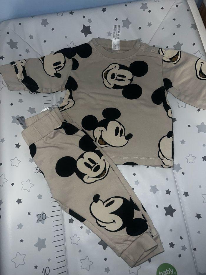 Ensemble Mickey