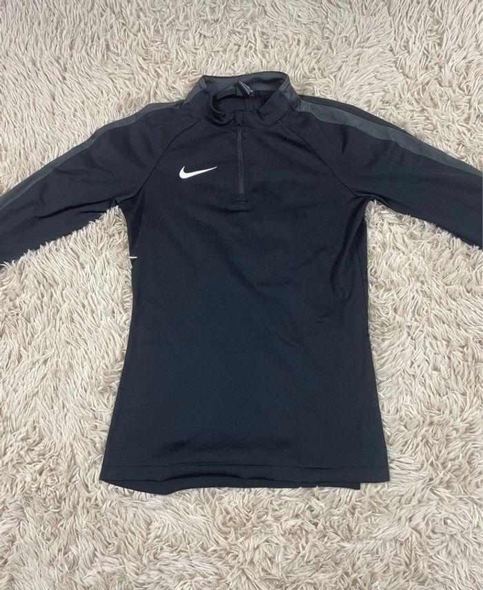 Sweat leger nike football running taille xs noir - photo numéro 2