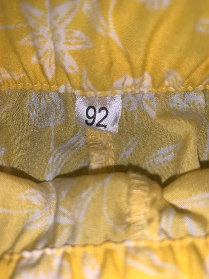 Petit pantalon jaune - photo numéro 2