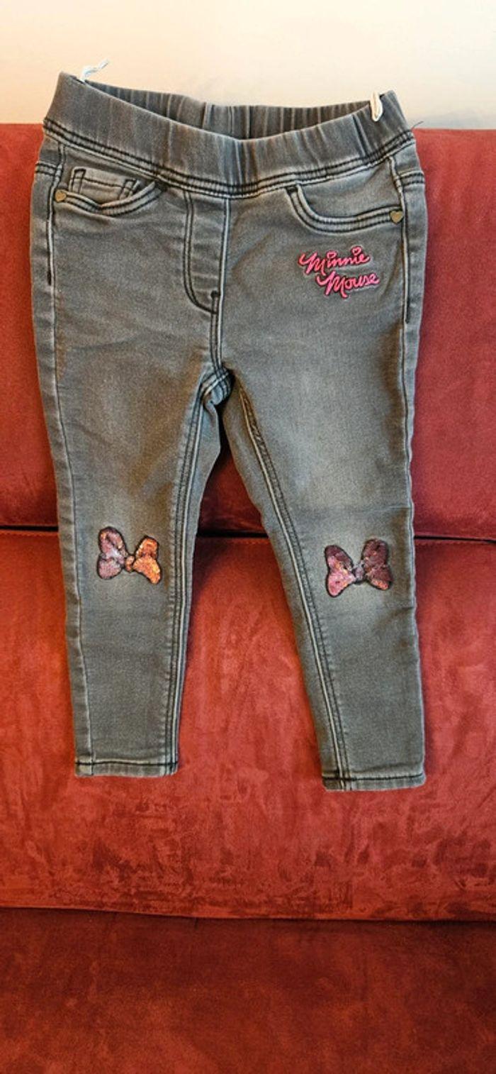 Pantalon jeans Minnie, C&A taille 4 ans, 104 cm - photo numéro 1