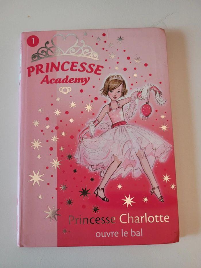 Livre princesse academy - photo numéro 1