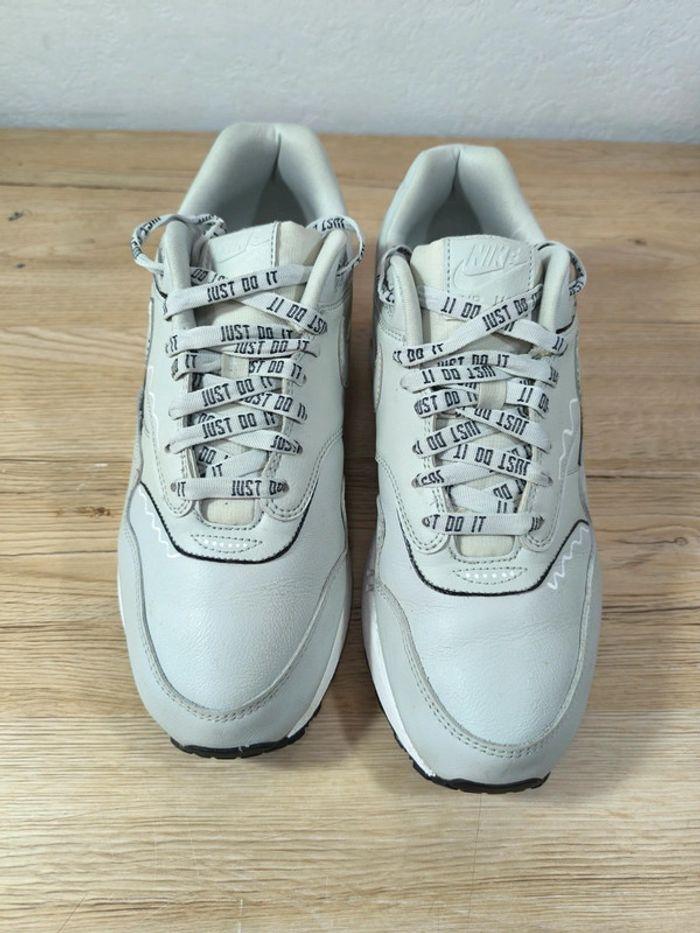 Baskets Nike air Max 1 light silver pointure 40.5 neuves avec boîte - photo numéro 5