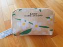 Trousse De Toilette "MARC JACOBS" en Toile Jaune Beige neuve sous blister.