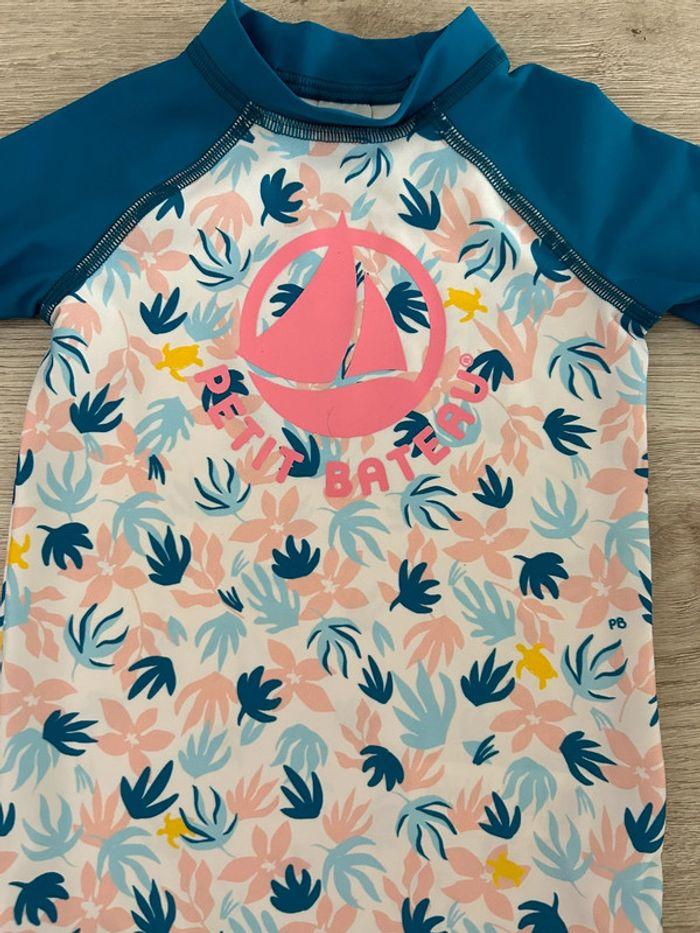 Tee shirt anti UV Petit Bateau 3 ans Neuf - photo numéro 2