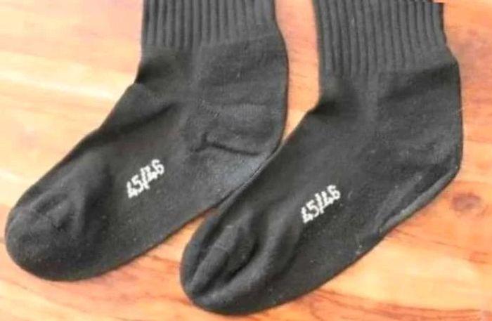 Chaussettes  hautes de sport  -  Noires  -  45/46 -  Gosport - photo numéro 5