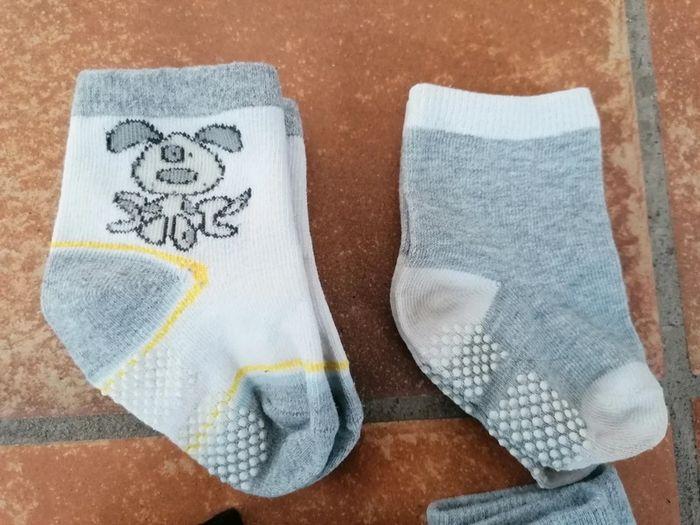 Lot de 4 paires de chaussettes anti dérapante bébé garçon fille - photo numéro 2