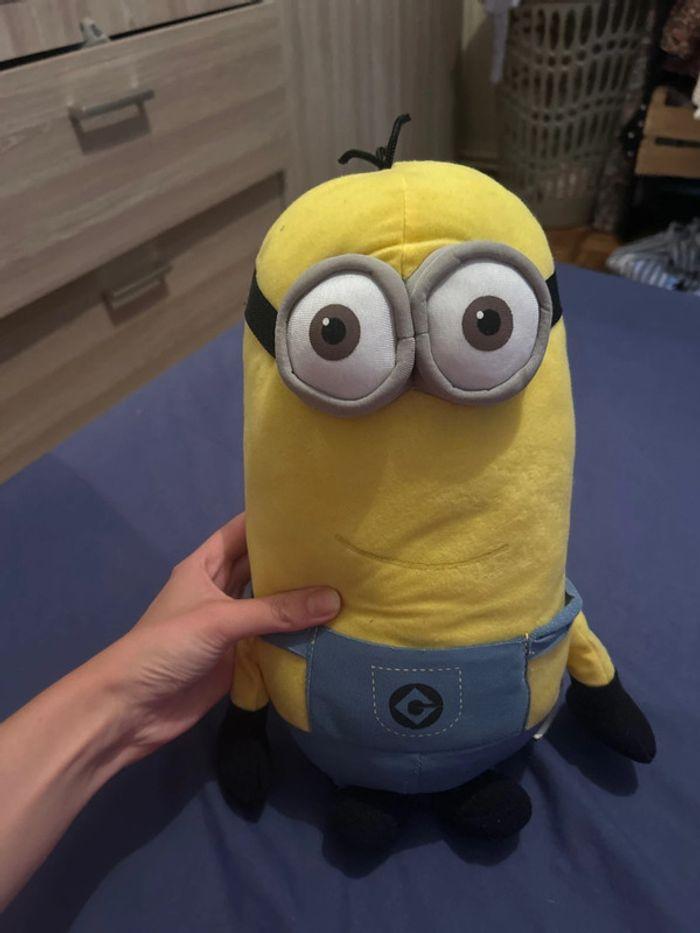 Grosse peluche minions - photo numéro 2