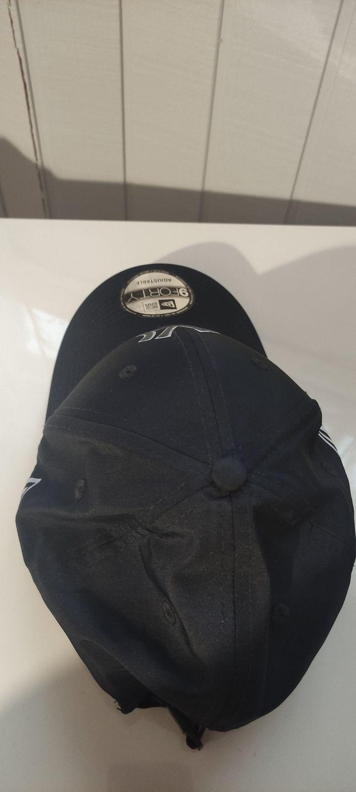 Casquette New Era neuve avec étiquette taille unique - photo numéro 2