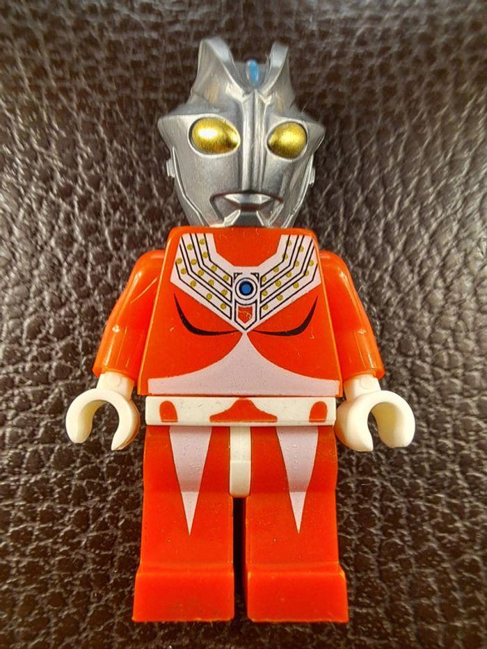 Figurine Lego compatible Ultraman - photo numéro 2