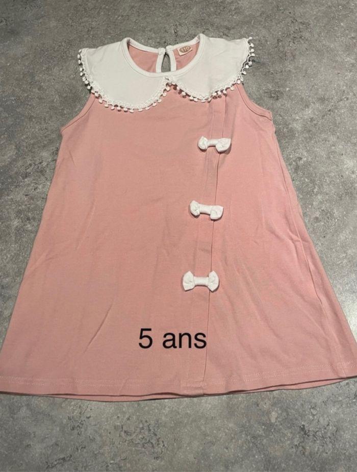 Lot de 3 articles rose en taille 5 ans - photo numéro 2