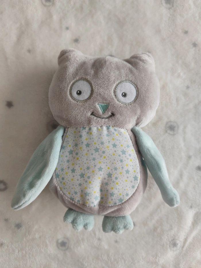 Hibou en peluche