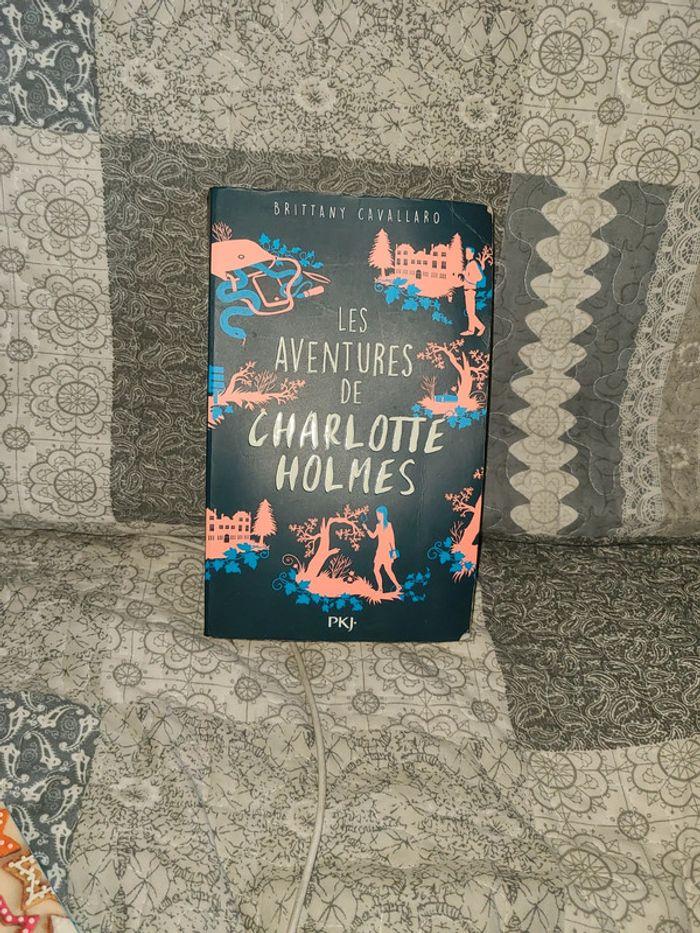 Livre Les aventures de Charlotte Holmes - photo numéro 1