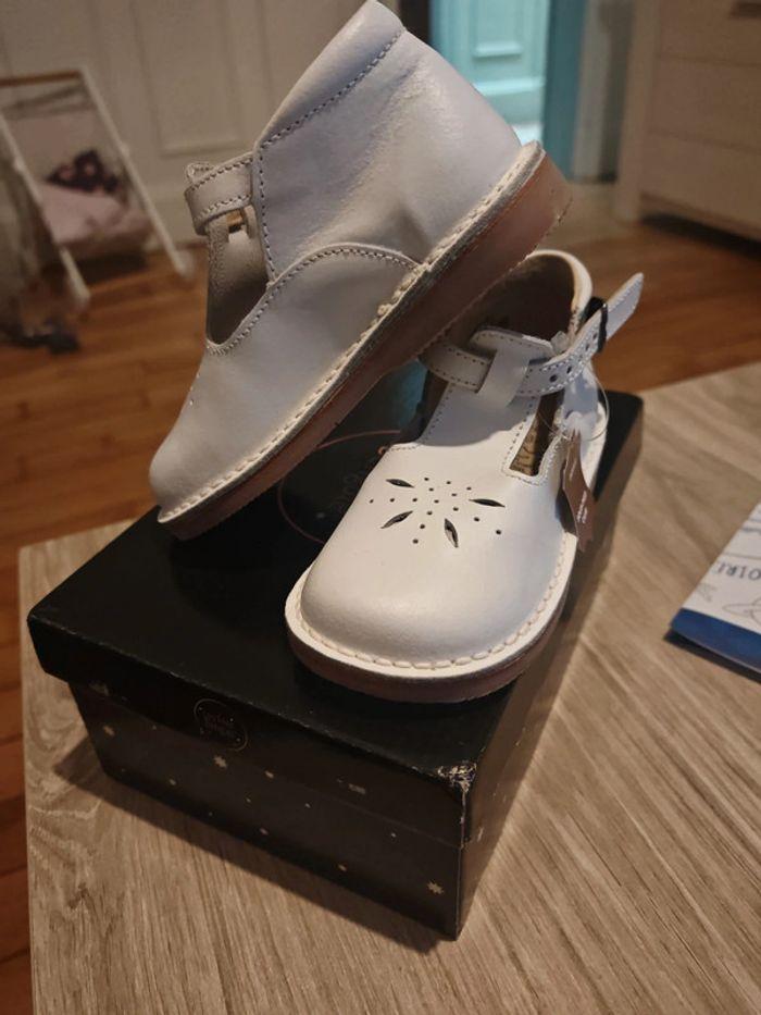 Chaussures blanches - photo numéro 1