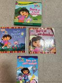 Lot de 4 livres dora l’exploratrice