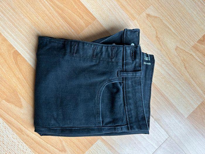 Pantalon skinny noir Kiabi taille 38 - photo numéro 1