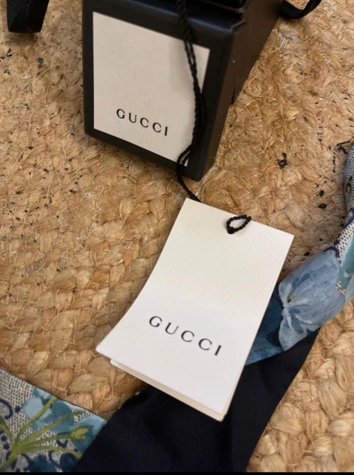 Tour de cou  Gucci - photo numéro 2