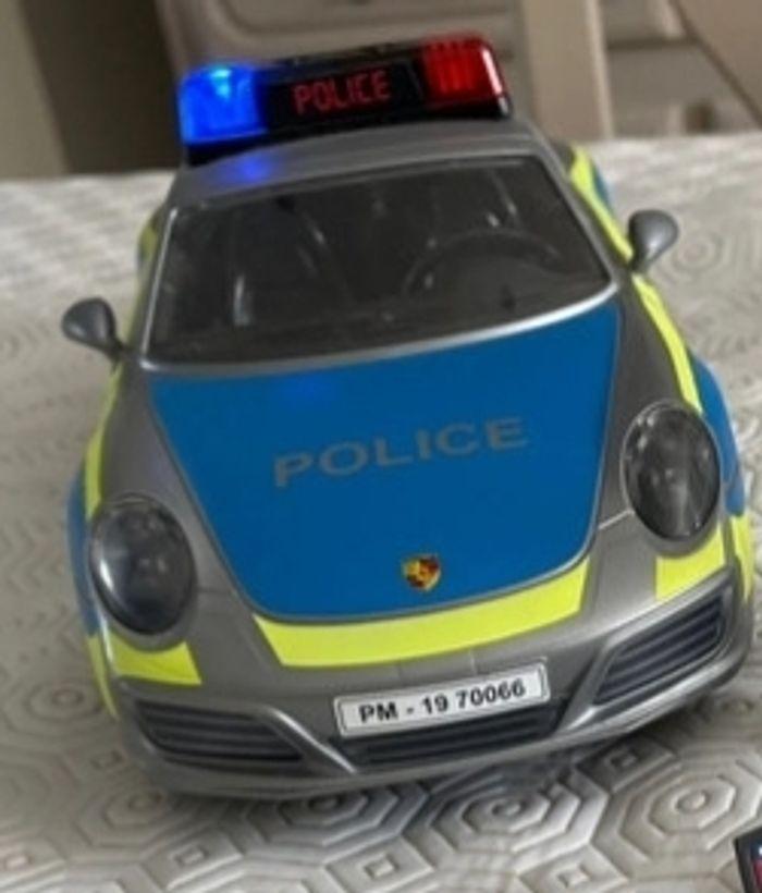 Voiture playmobil porche 911 police - photo numéro 1