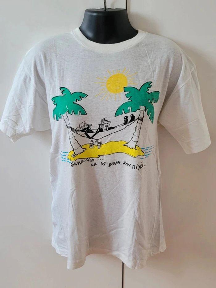 Vintage Tee shirt collector années 80 voyage Guadeloupe M / 38 - photo numéro 1