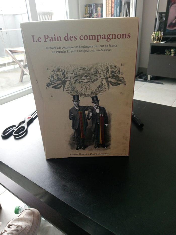 Livres pain des compagnons - photo numéro 1