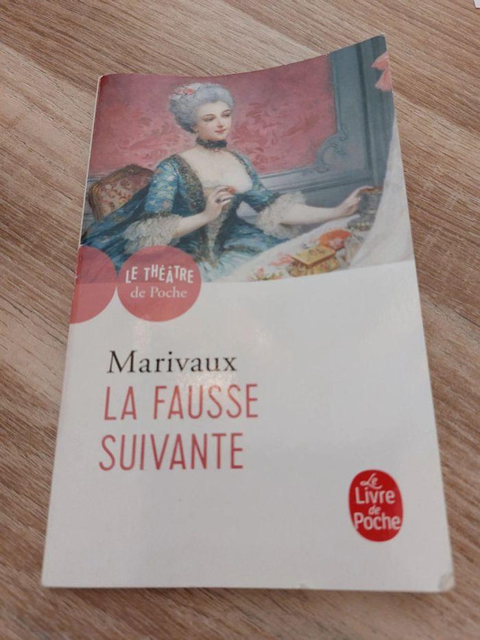 La fausse suivante - photo numéro 1