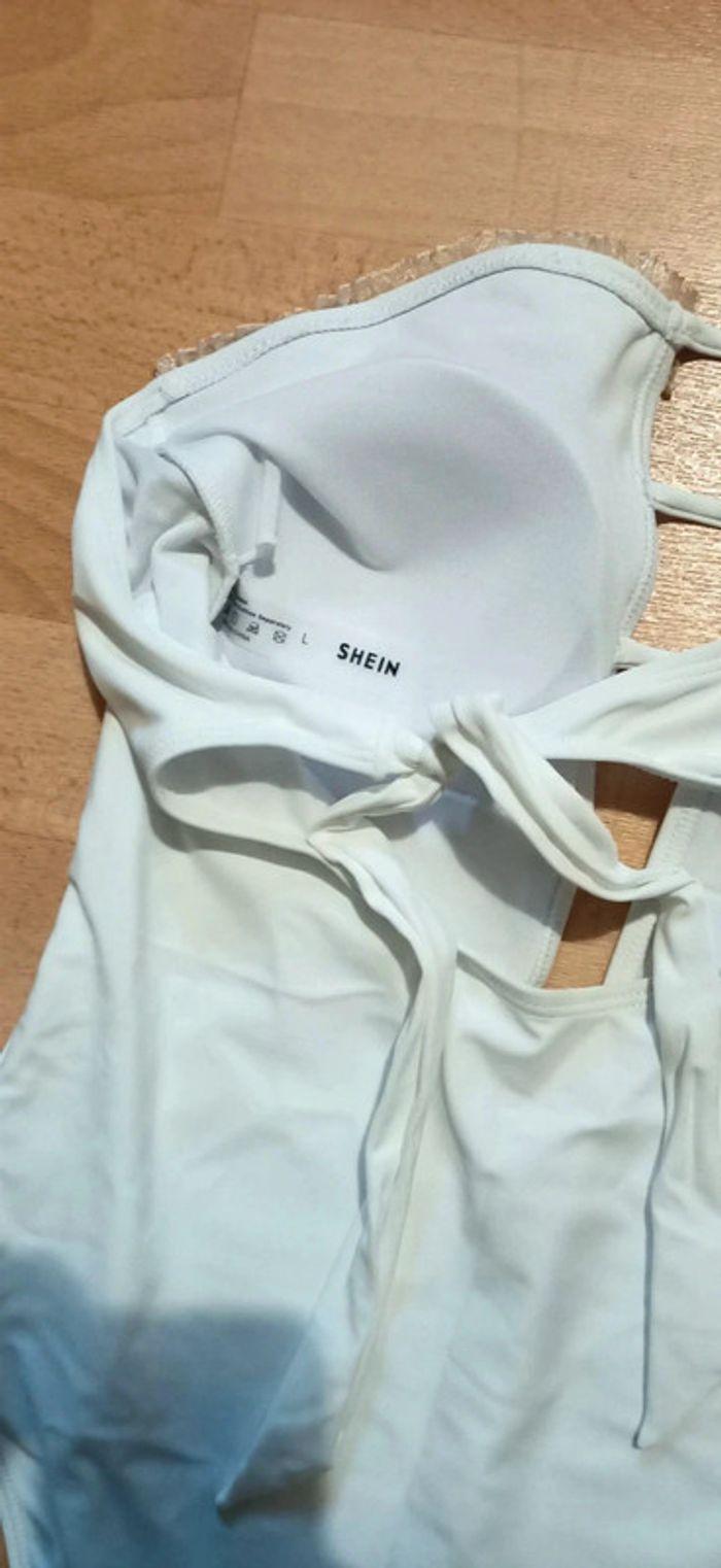 Maillot de bain 1 pièce blanc Shein - photo numéro 3