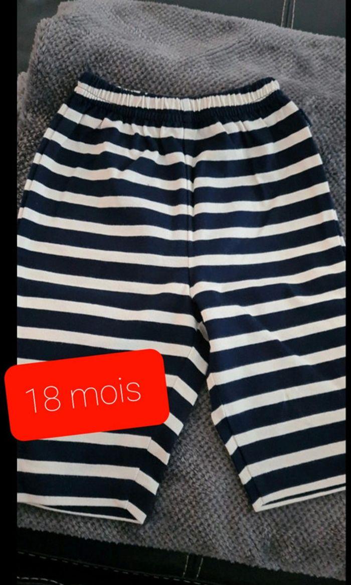 Short marin garçon 👦 18 mois neuf - photo numéro 1