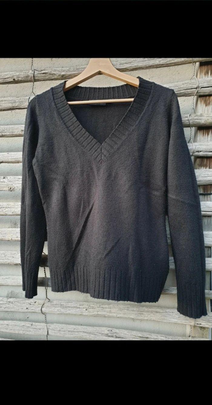 Pull femme Taille 38/40 - photo numéro 1