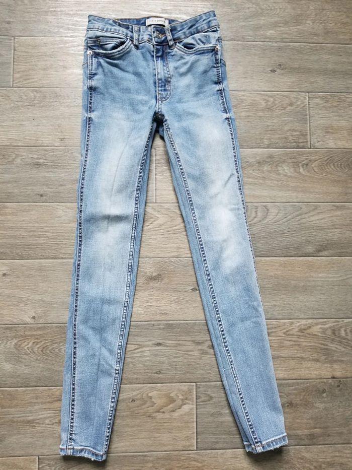 Jeans taille 32 bon état pinkie - photo numéro 1