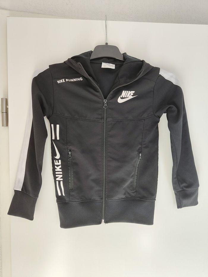 Veste de sport Nike noire 4ans - photo numéro 1