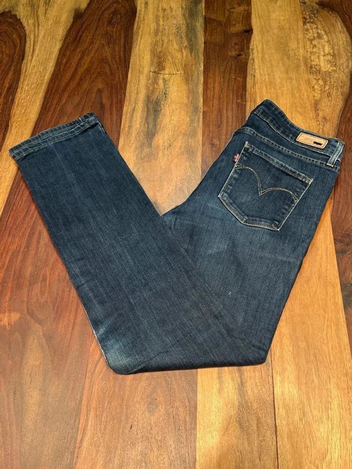 26. Levi’s slight curve mid rise straight W27 L30 - photo numéro 1