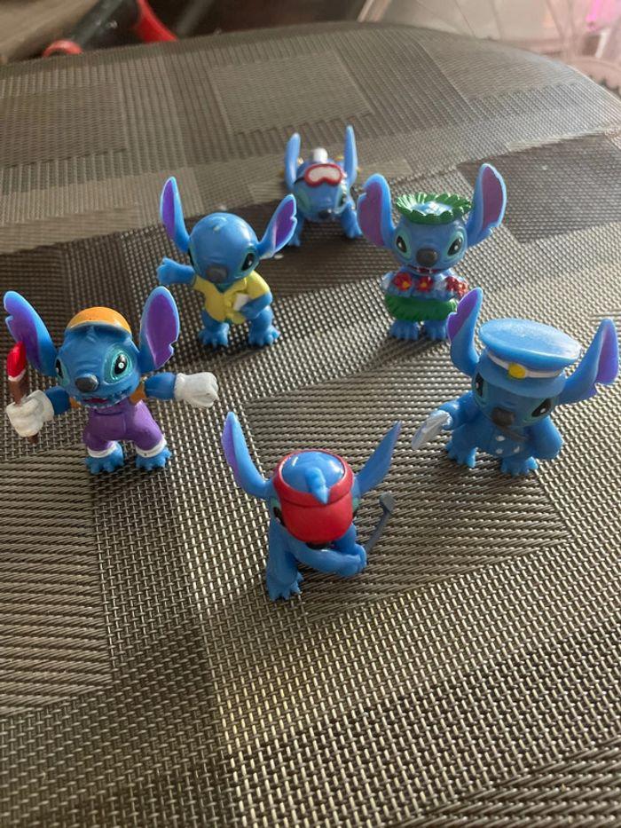 6 Figurines stitch neuves - photo numéro 1