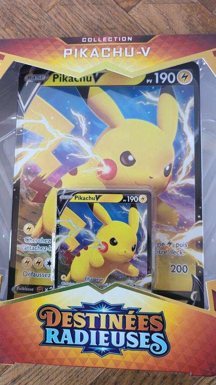 Pikachu V promo + Jumbo - photo numéro 2