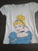 Un t-shirt Disney 10 ans