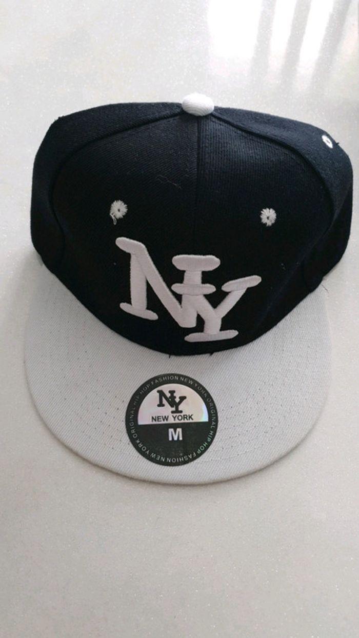 Casquette NY - photo numéro 1