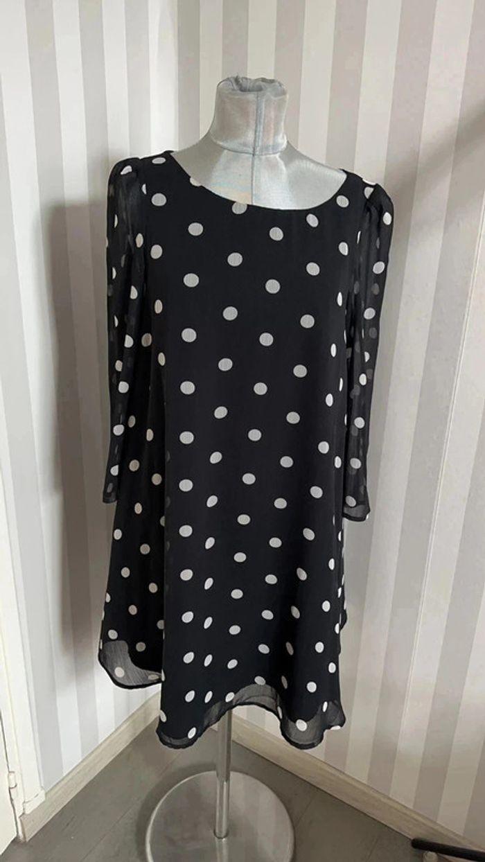 Robe Claudie Pierlot T:38 noir à pois - photo numéro 1