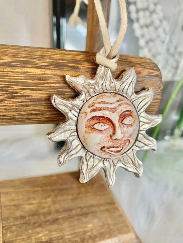 Pendentif cordon collier soleil lumineux 🌞 - photo numéro 1