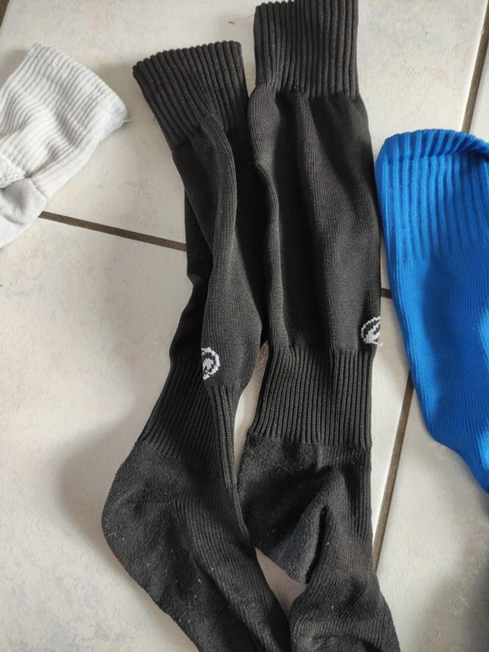 Lot de 5 paires de chaussettes de foot taille 0 - photo numéro 6