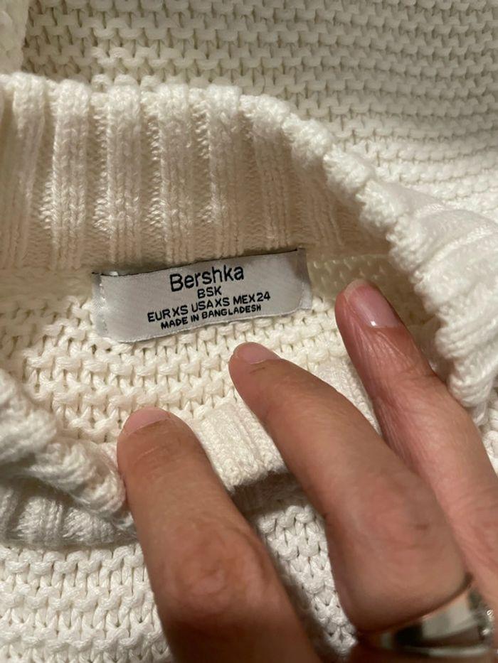 Pull oversize à manches longues blanc grosse maille col montant bershka taille XS - photo numéro 4