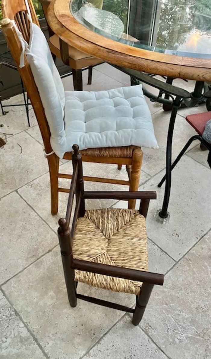 Chaise en bois enfant avec accoudoirs - photo numéro 5